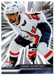 2023-24 Upper Deck Series 1 Silver Outburst Evgeny Kuznetsov #186 Capitals